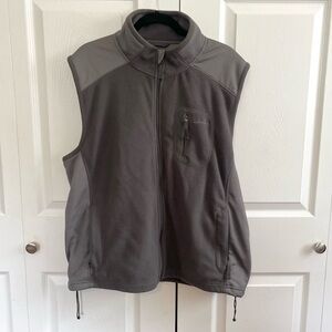 Cabela’s Gray Vest Large
